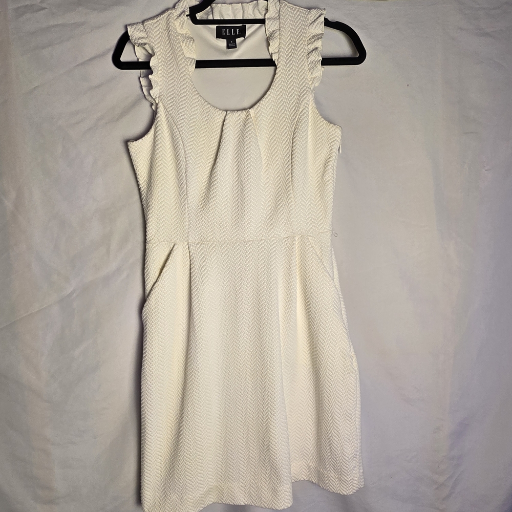 ELLE White Textured Sleeveless Dress